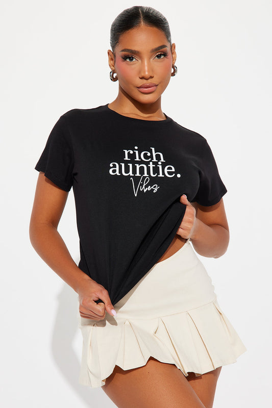 Rich Auntie Vibes - T-Shirt